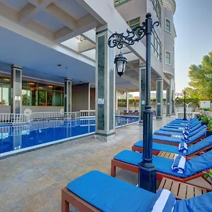 5* Ośrodek wypoczynkowy Sahara &